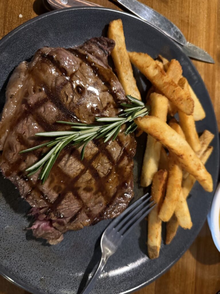 Bullwinkle\\\\\\\'s Steak House 4